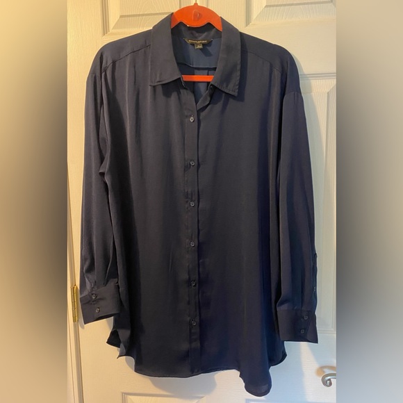 Banana Republic Tops - Banana Republic Navy Blouse